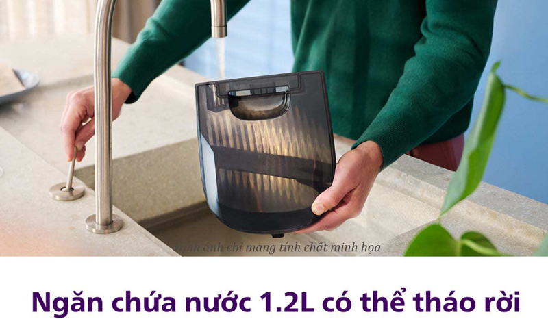 Bình chứa nước lớn 1.2L cho bạn thao tác là được nhiều bộ quần áo