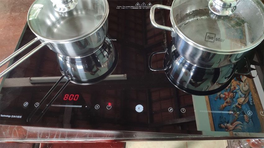 Bảng điều khiển của Bếp điện từ đôi Kachi MK75