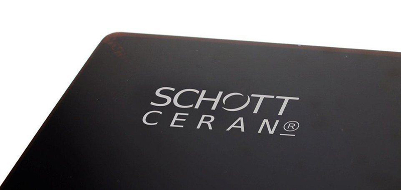 Mặt bếp được làm từ kính Schott Cerancao cấp, khả năng chịu lực và chịu sốc nhiệt tốt 