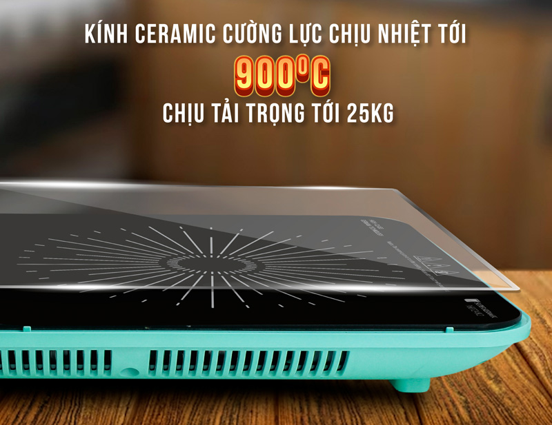 Mặt bếp được làm bằng kính Ceramic có khả năng chịu nhiệt lên đến 900 độ C