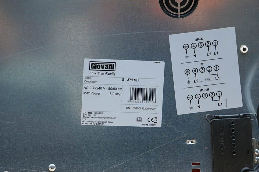 Chất liệu của Bếp đôi điện từ hồng ngoại Giovani G-371 SD
