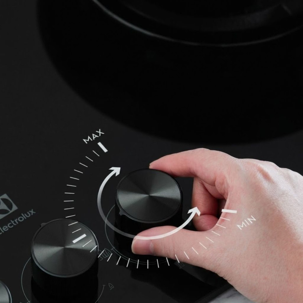 Bếp ga âm Electrolux EHG7303BF - Hàng chính hãng