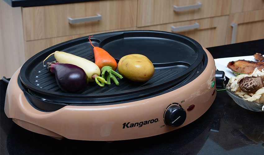 Thiết kế lòng chảo của bếp lẩu nướng Kangaroo KG95N
