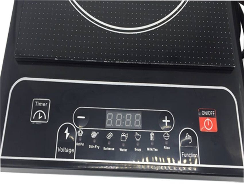 Bếp từ cao cấp Matika MTK-2111 với bảng điều khiển cảm ứng dễ dàng sử dụng