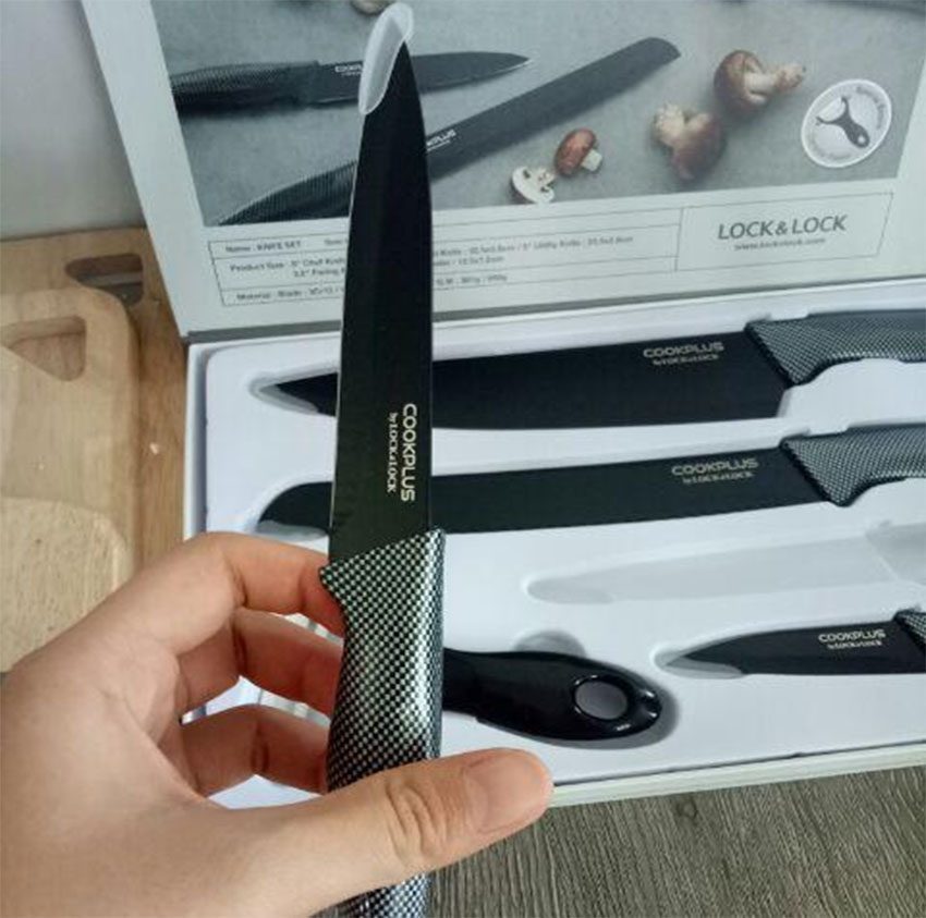 Chất liệu lưỡi dao của Bộ dao nhà bếp 5 món Lock&Lock Cookplus CKK101S5BLK