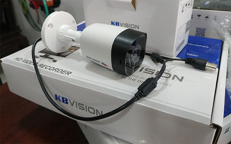 Camera HD Analog Kbvision KX-A2111C4