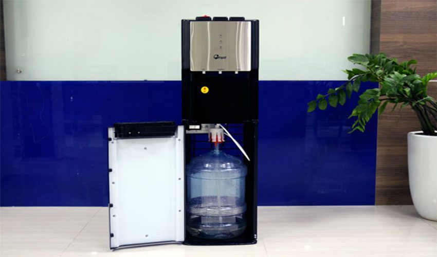 Bình nước âm tủ của cây nước nóng lạnh FujiE WD5500C