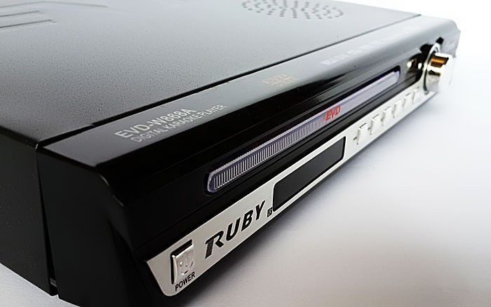 Đầu đĩa DVD Ruby EVD 868D
