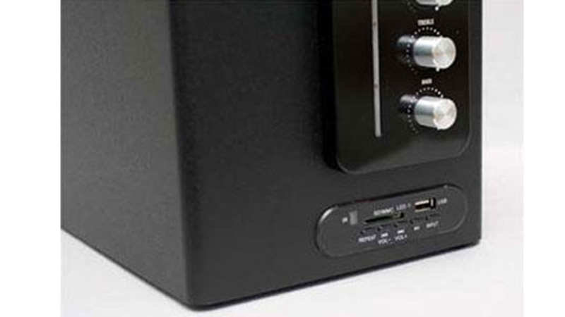 Loa SoundMax A-960 để dàng tùy chính âm thanh: Volume, Bass, Treble