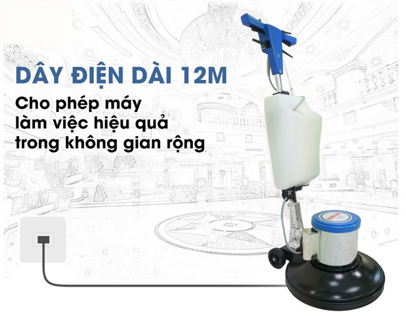 Dây điện dài nên dễ dàng di chuyển và làm sạch trên diện rộng