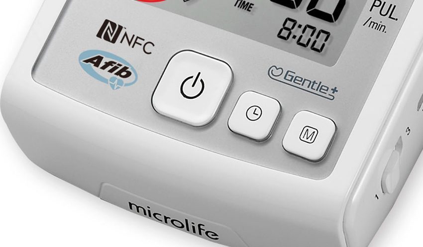 Các nút bấm điều khiển náy của máy đo huyết áp bắp tay Microlife BP A5 NFC
