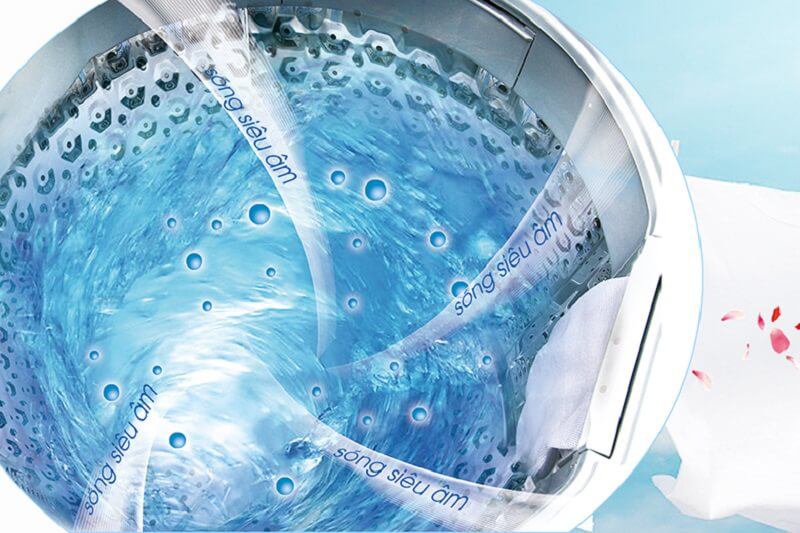 Công nghệ giặt bằng sóng siêu âm giúp tăng hiệu năng giặt giũ.