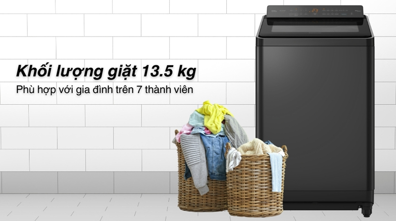 Máy có khối lượng giặt là 13.5 kg nên phù hợp cho gia đình đông người.