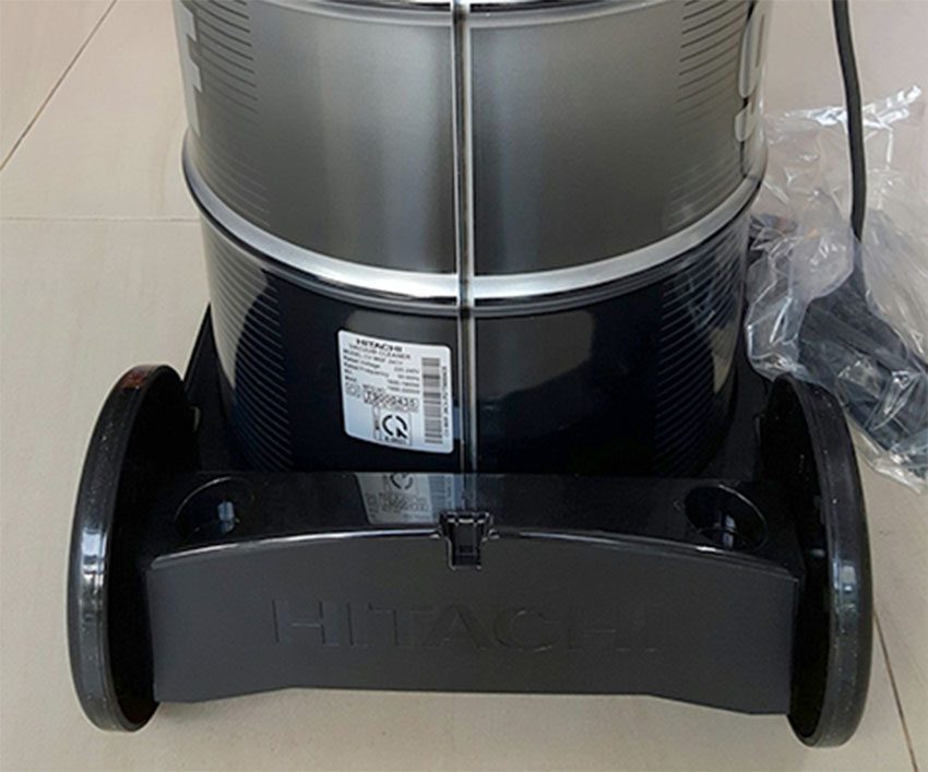 Chất liệu vỏ máy hút bụi công nghiệp Hitachi CV-960F