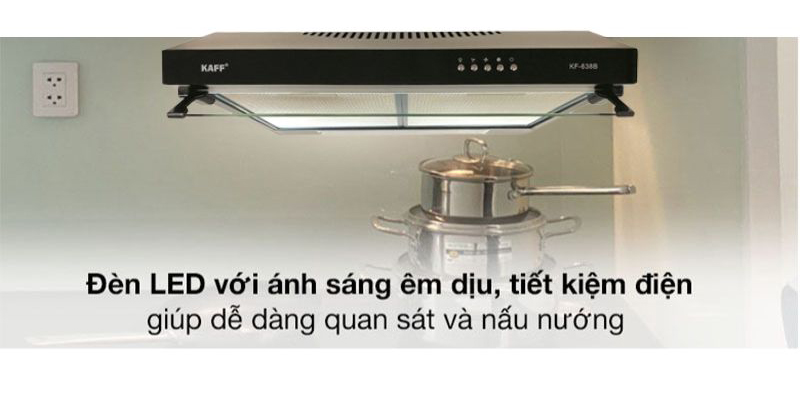 Có 2 đèn LED hỗ trợ chiếu sáng khu vực bếp nấu, cho việc nấu ăn 