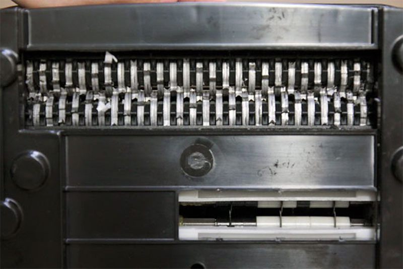 Máy hủy tài liệu Silicon PS-2800C - Hàng chính hãng