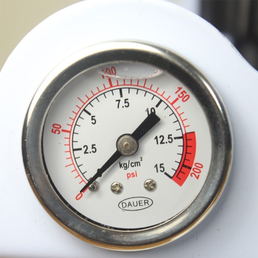 Máy lọc nước tinh khiết RO FujiE RO-06 có đồng hồ hiển thị áp lực nước