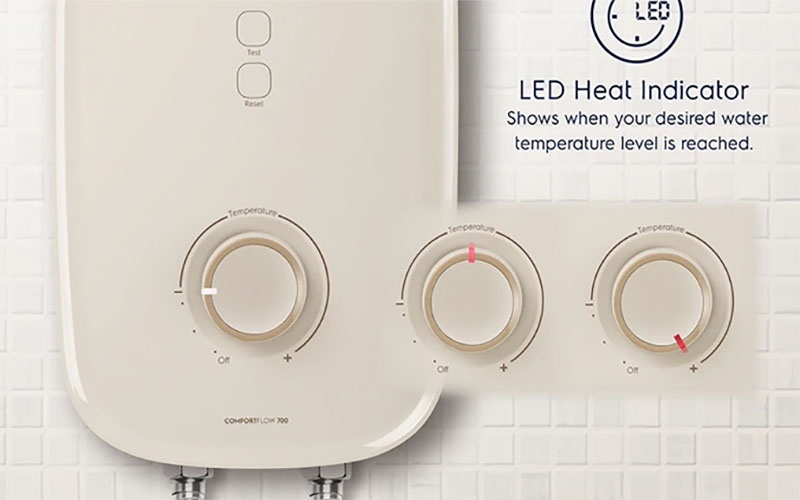 Thiết kế đèn LED hiển thị của Máy nước nóng Electrolux EWE351LB-DAX2