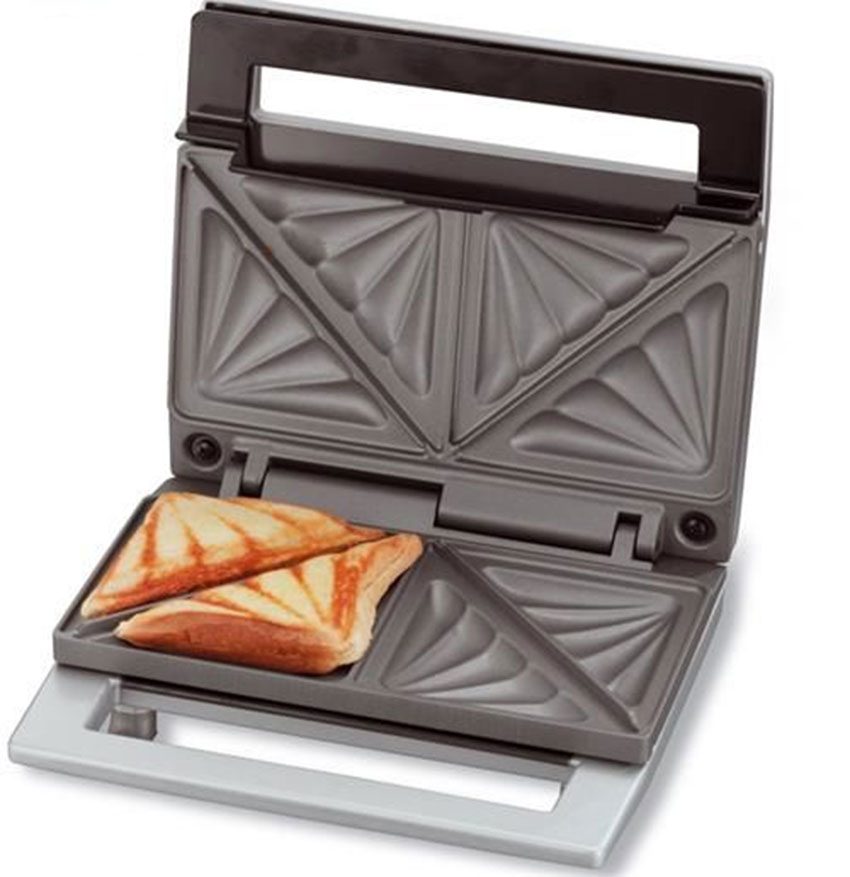 Máy nướng bánh sandwich Cloer 6219 với 4 khay chứa tiện dụng