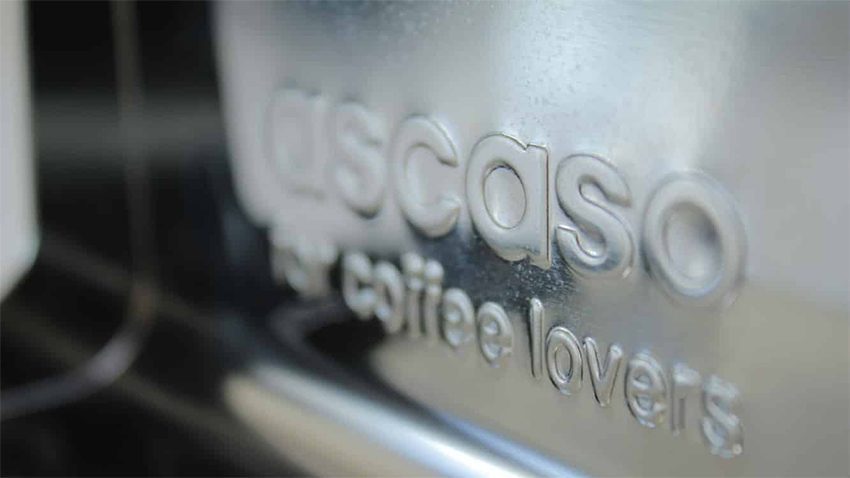 Thân máy được làm từ thép không gỉ của máy xay cà phê Ascaso I1 M405
