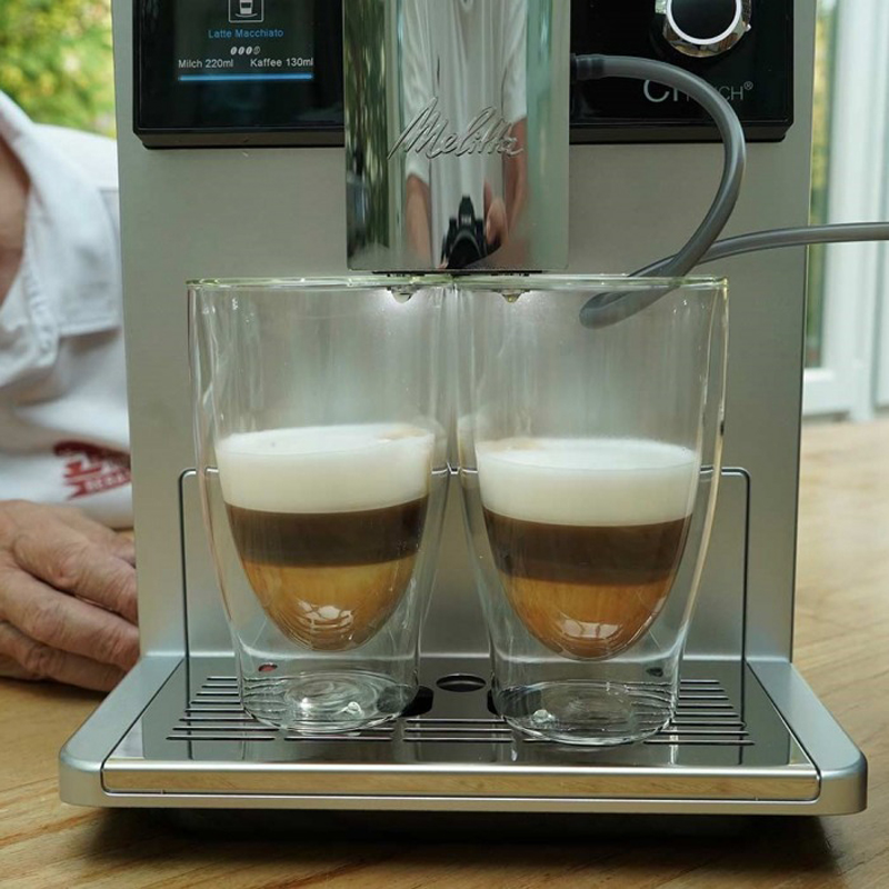 Công suất pha 45 – 50 tách espresso/ngày, 30 -35 tách cappuccino/ngày 