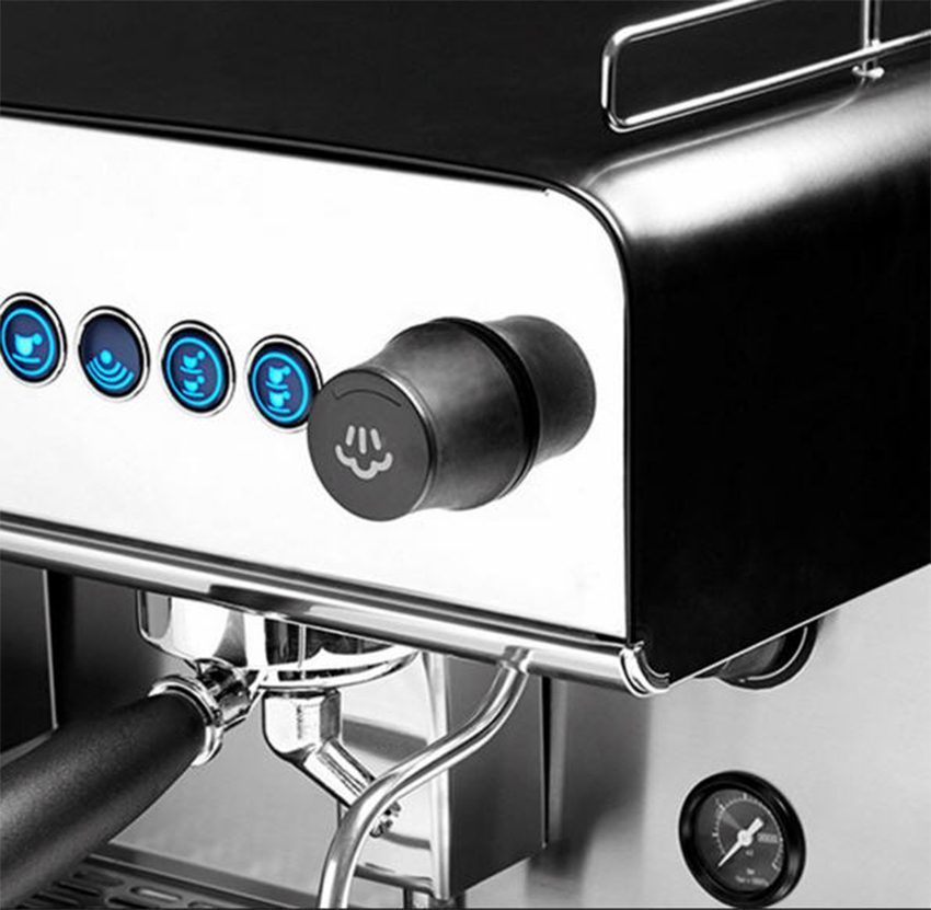 Nút bấm điều khiển tiện dụng của máy pha cà phê espresso Iberital IB7 2 Group