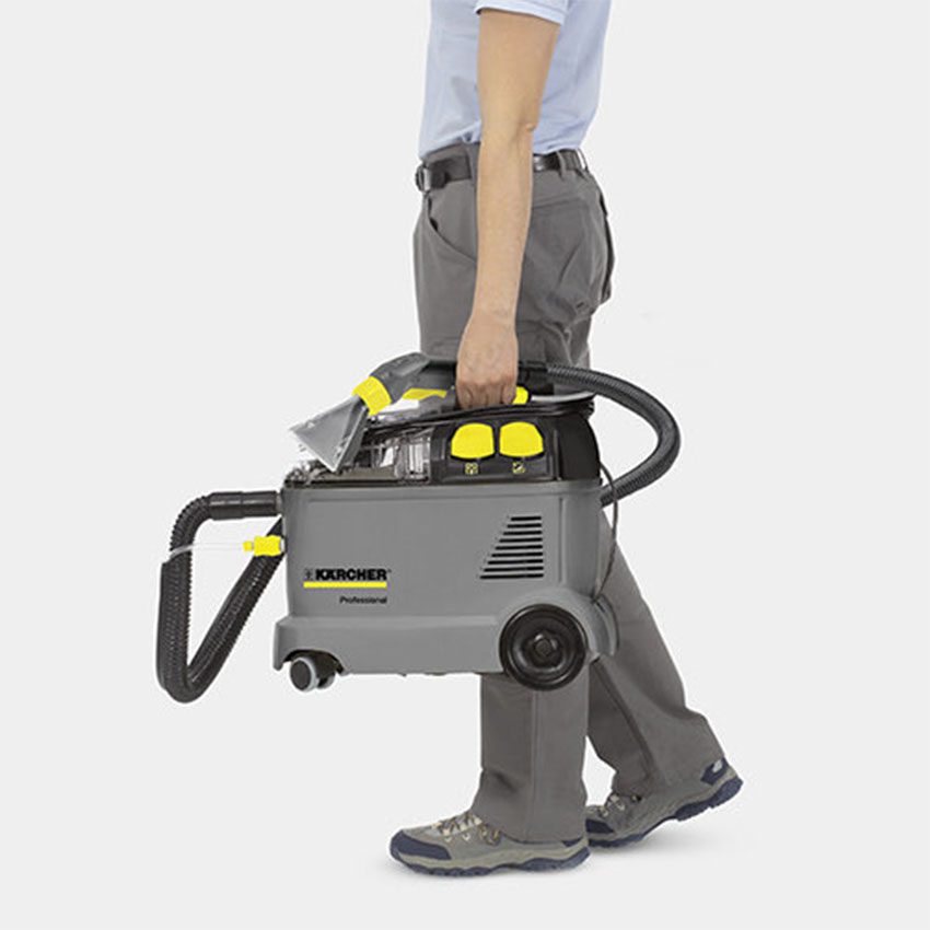 Máy phun hút Karcher PUZZI 8/1 C với thiết kế dễ dàng di chuyển