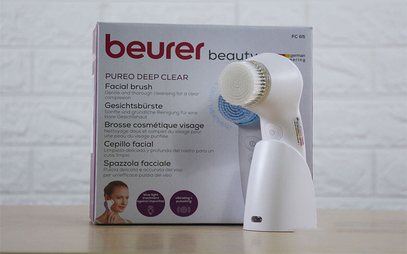Máy rửa mặt massage Beurer FC65
