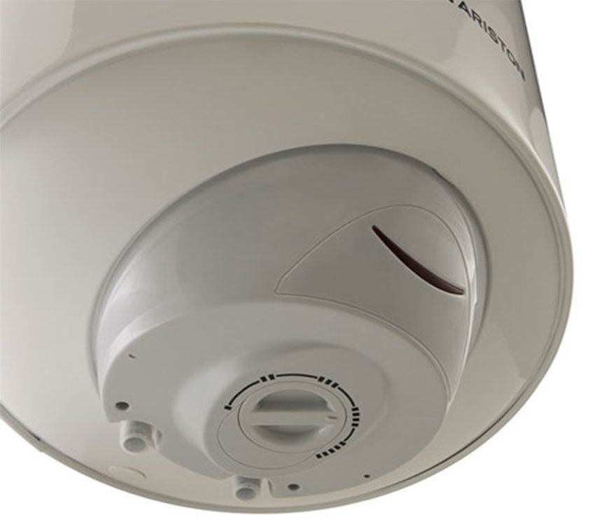 Nút xoay điều khiển của máy tắm nước nóng gián tiếp Ariston PRO R 40 SH 2.5 FE
