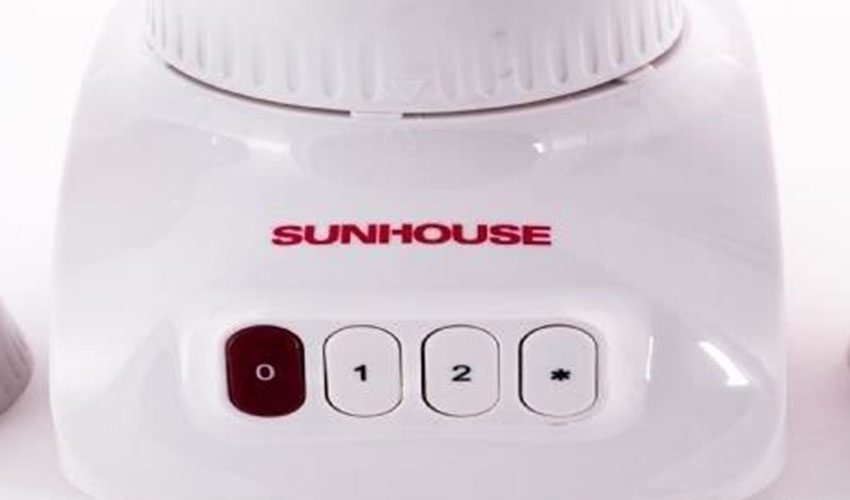 Nút nhấn điều khiển của máy xay sinh tố Sunhouse SHD-5561