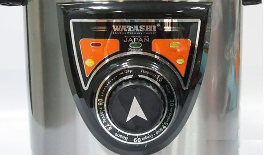Bảng điều khiển của Nồi áp suất cơ Watashi DY-60A2-AT