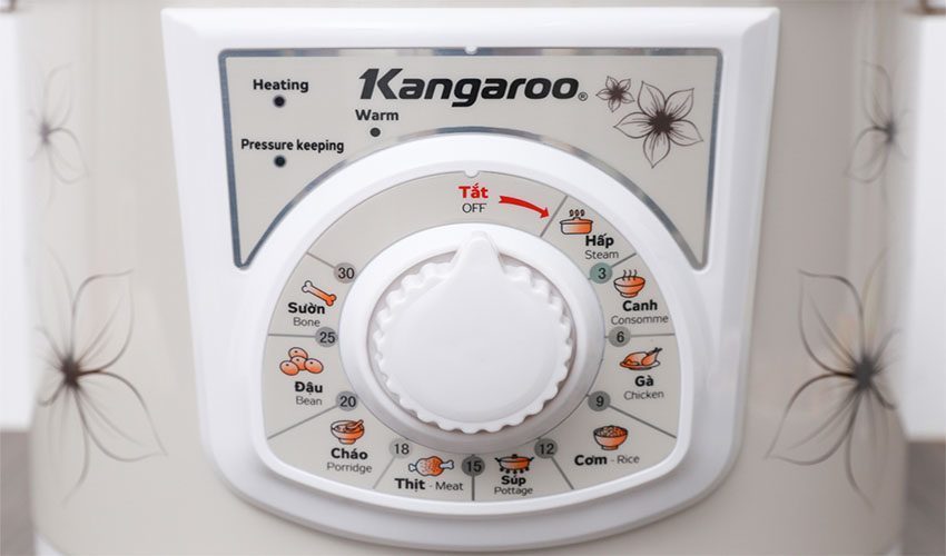 Bảng điều khiển của nồi áp suất điện Kangaroo KG286
