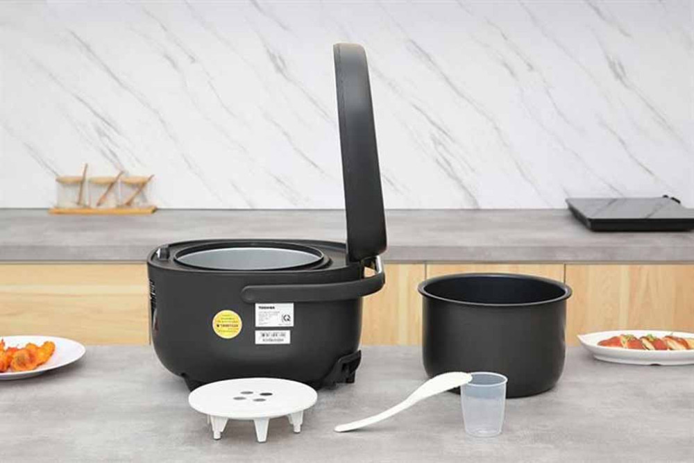 Nồi cơm điện tử Toshiba 1.8 lít RC-18DR4TVN(H)