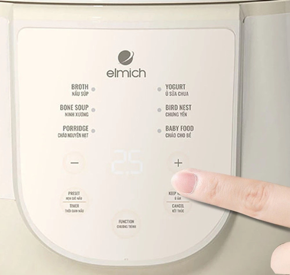 Bảng điều khiển điện tử dễ dàng thao tác