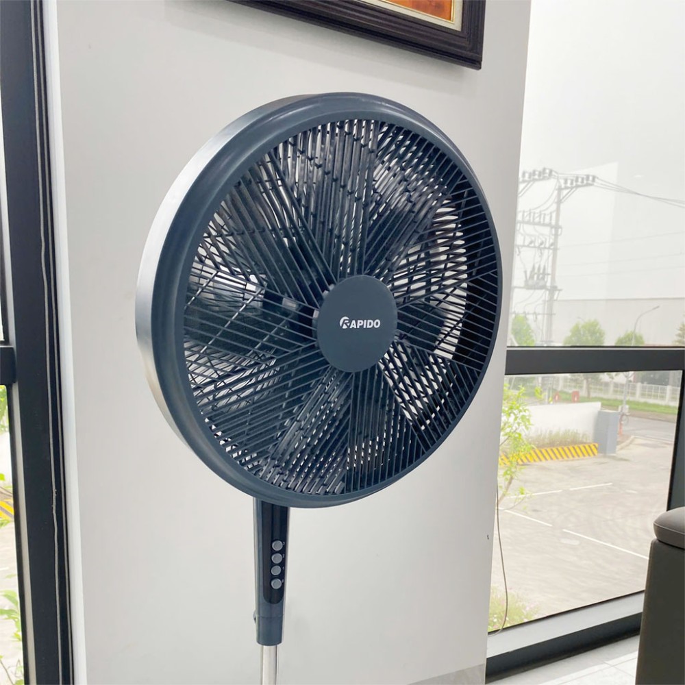 Quạt đứng Rapido RWF–45PGM - Hàng chính hãng