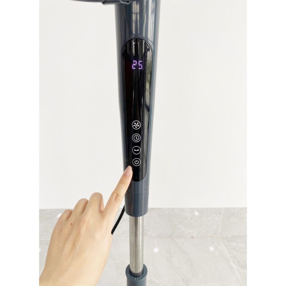 Quạt đứng Rapido RWF–45SGD - Hàng chính hãng