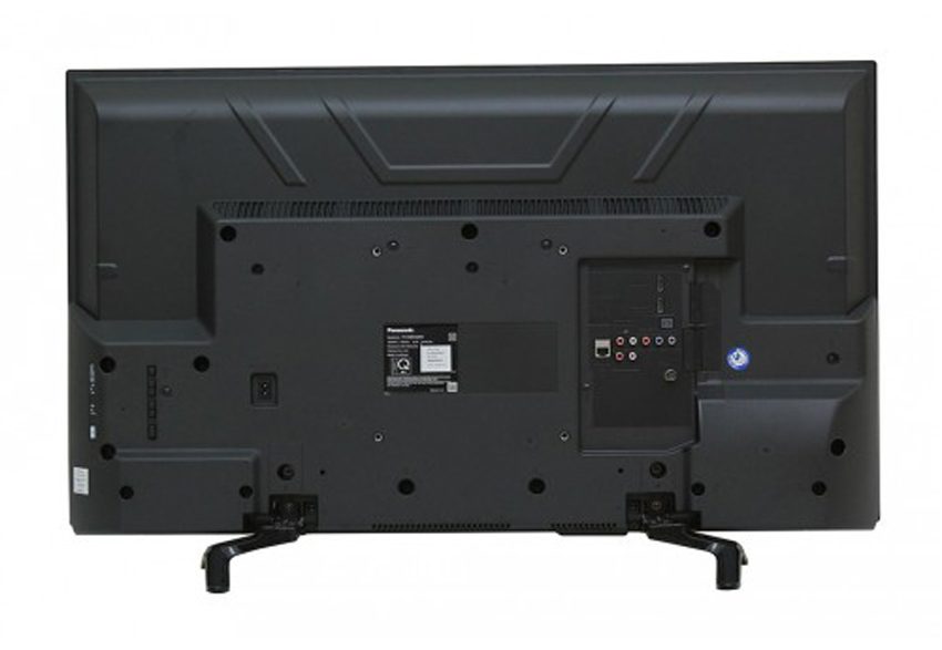 Mặt sau của Smart Tivi Panasonic TH-40DS500V 