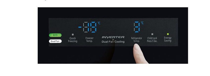 Bảng điều khiển của tủ lạnh Hitachi Inverter R-WB730PGV6X GBK