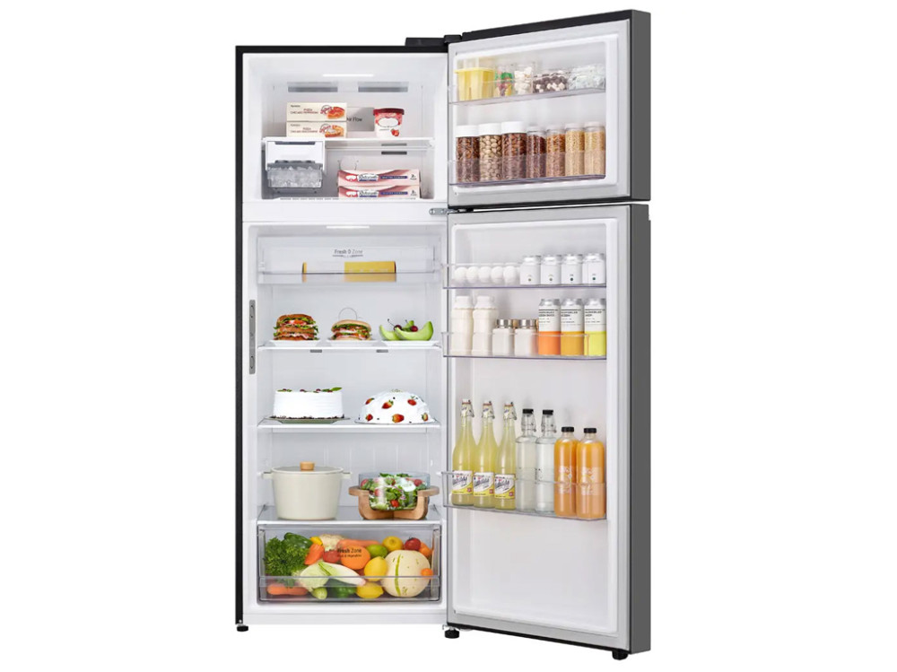 Khay kệ bên trong làm bằng kính cương lực, có khả năng chịu tải trọng lớn