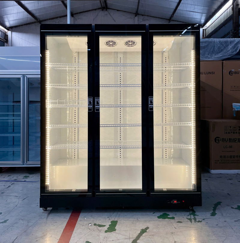 Dung tích 1800L, phù hợp cho mô hình kinh doanh