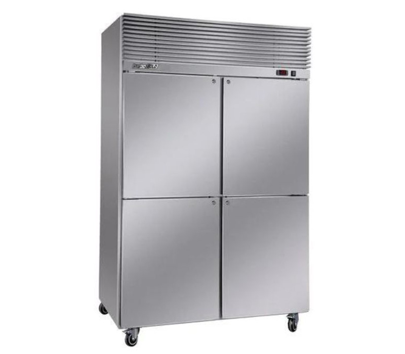  Tủ được làm từ inox cao cấp có khả năng chống gỉ sét và thấm nước