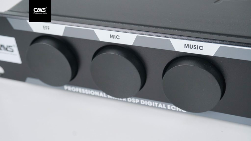 Tích hợp bộ Equalizer cho cả Micro và Music, bạn có thể tinh chỉnh âm thanh một cách chi tiết