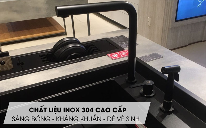 Chất liệu của Vòi rửa chén nóng lạnh Malloca K501B