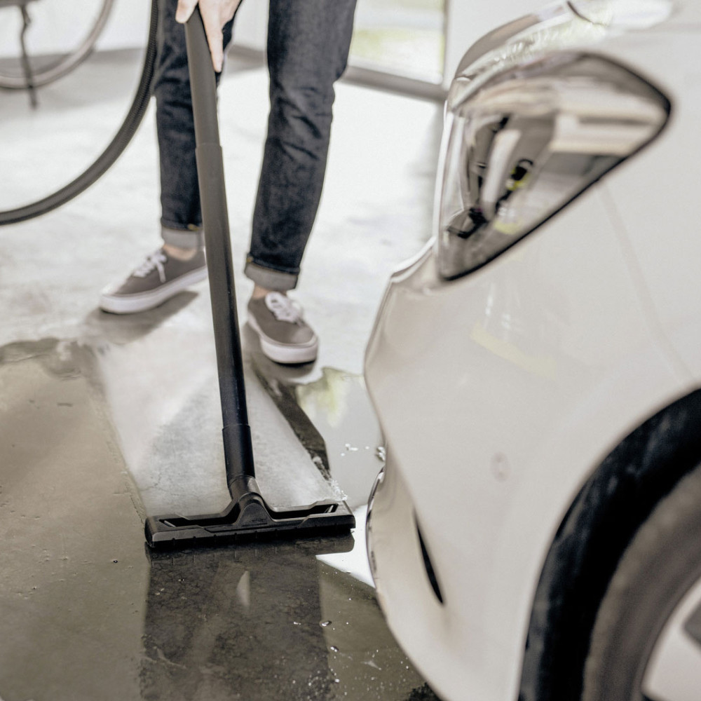 Máy hút bụi khô và ướt Karcher WD 4 S  - Hàng chính hãng