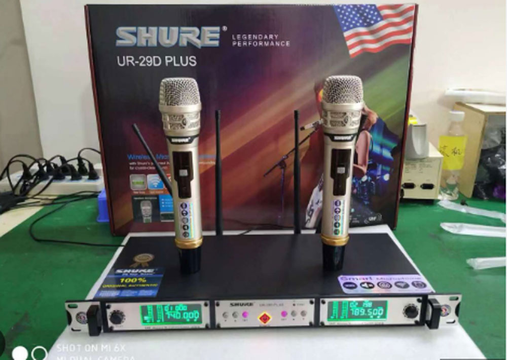 Micro không dây Shure UR29D - Hàng chính hãng