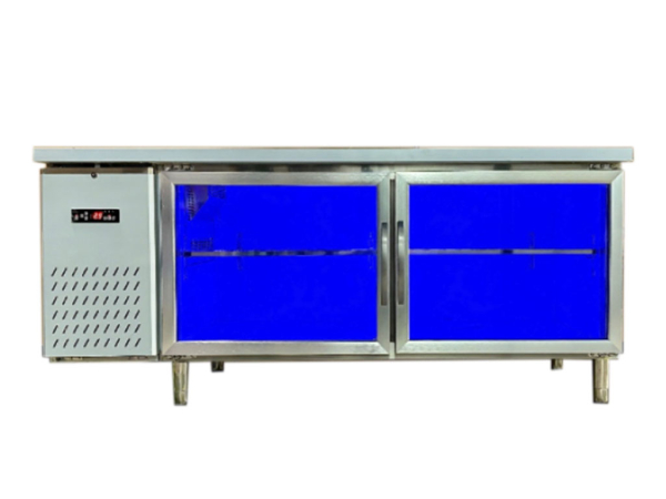 Bàn đông công nghiệp cánh kính Lightcool BL-1500 1.8M - Hàng chính hãng