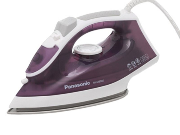 Bàn ủi hơi nước Panasonic NI-M300TVRA - Hàng chính hãng