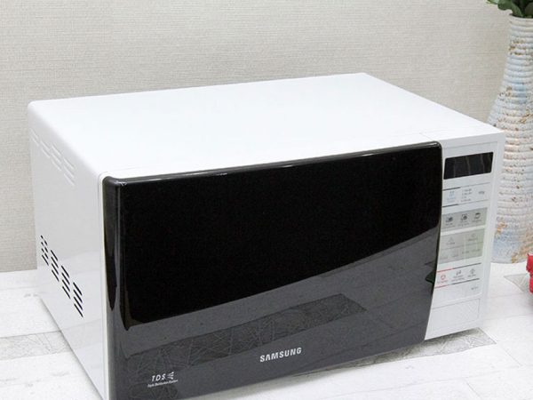 Lò vi sóng Samsung ME731K - Hàng chính hãng