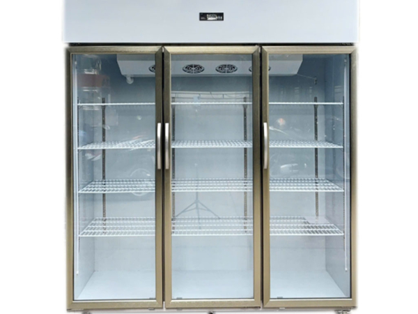 Tủ mát Inox 3 cửa kính mở Lightcool LS-1200F 1253L - Hàng chính hãng